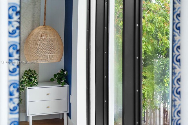 Building Photo - 408 NW 52nd St