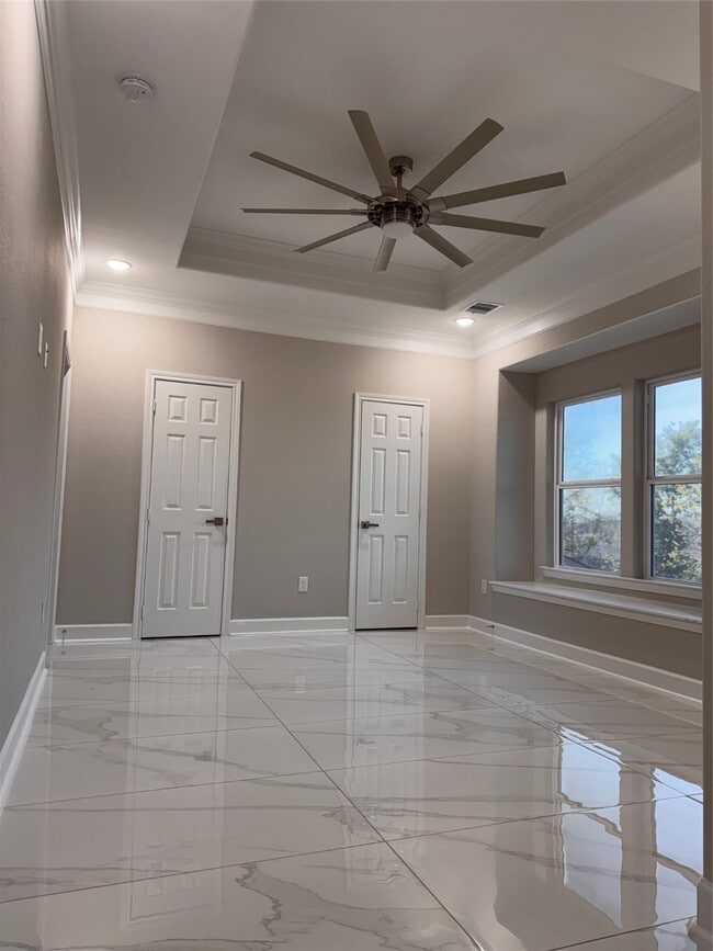 Building Photo - 4406 Oats St