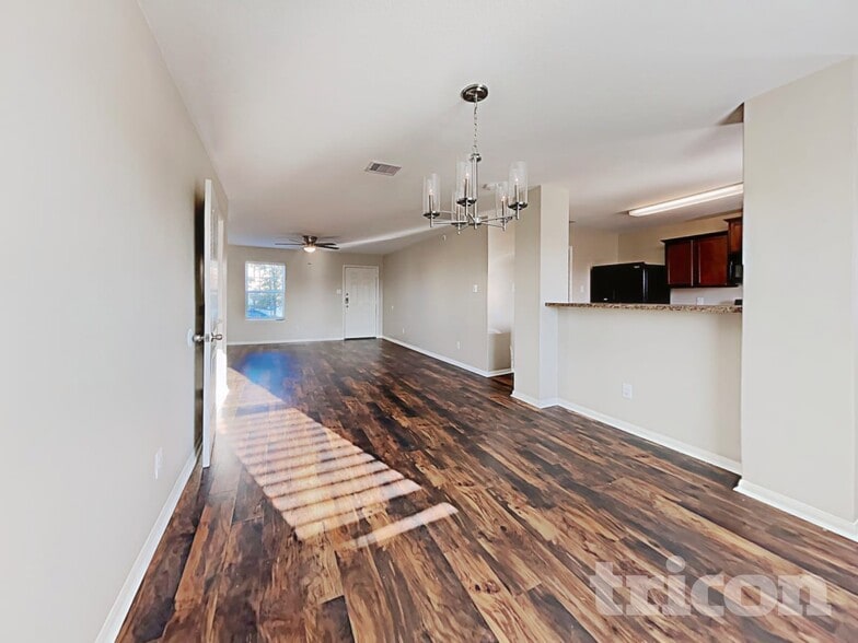 Building Photo - 5718 Treasure Cove Rd