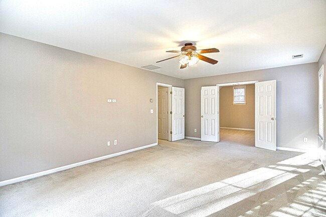 Building Photo - 17005 Hampton Trace Rd