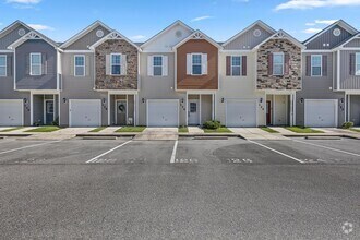 Building Photo - Carolina Forest Townhome- Available Now!