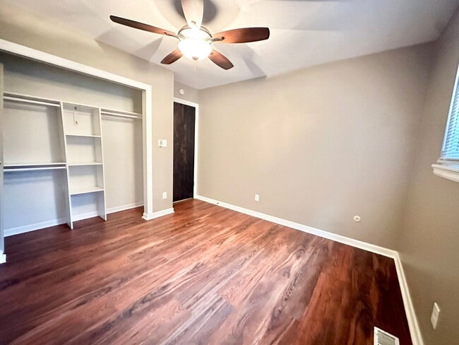 Building Photo - 1907 Leicester Way