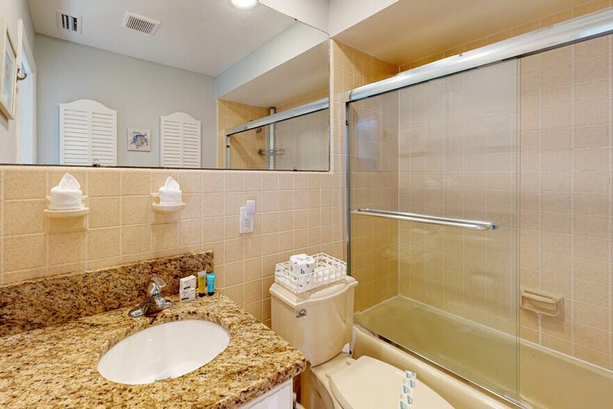 Building Photo - 6750 Gulf of Mexico Dr