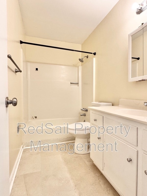 Building Photo - 1067 Willow Green Dr