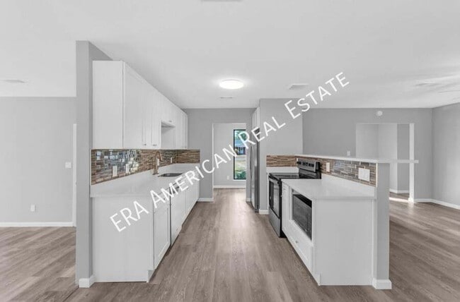 Building Photo - 5912 Pamela Dr