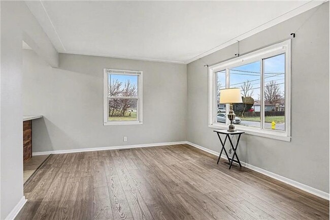 Building Photo - 5807 Averill Ave SW