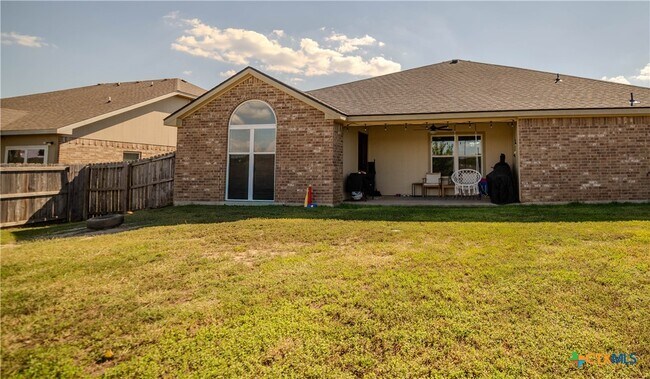 Building Photo - 1520 Walker Pl Blvd