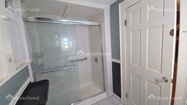 Building Photo - 202 Hildreth St