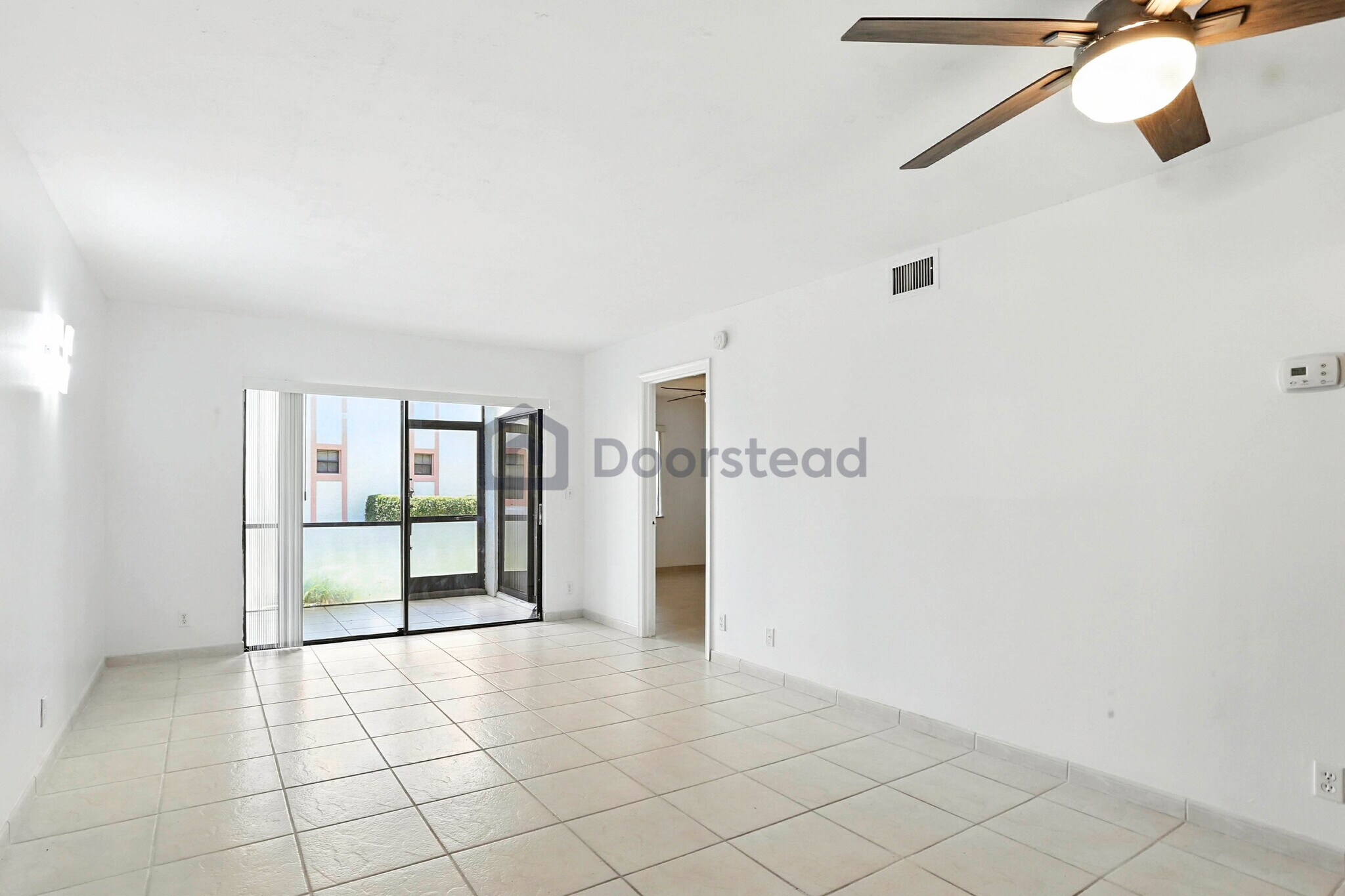 Building Photo - 3050 Norwood Pl