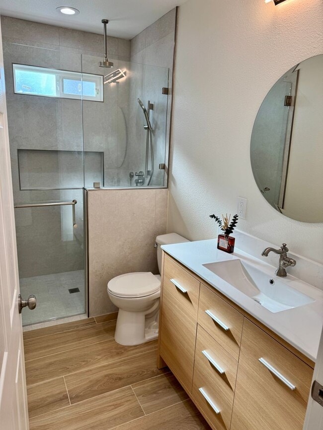 Building Photo - Beautifully Built 2-bedroom, 1.5-bath ADU ...