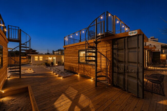 Building Photo - 316 Bream Ave