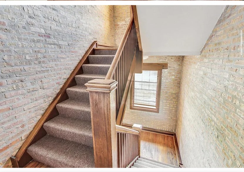 Hallway - 8145 S Prairie Ave