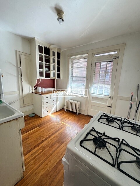 Building Photo - 14 Lakeville Rd