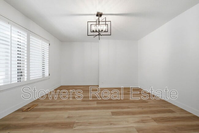 Building Photo - 155 Mountain Canyon Pl