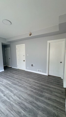 Building Photo - 8211 S Escanaba Ave