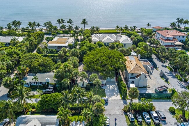 Building Photo - 1161 N Ocean Way