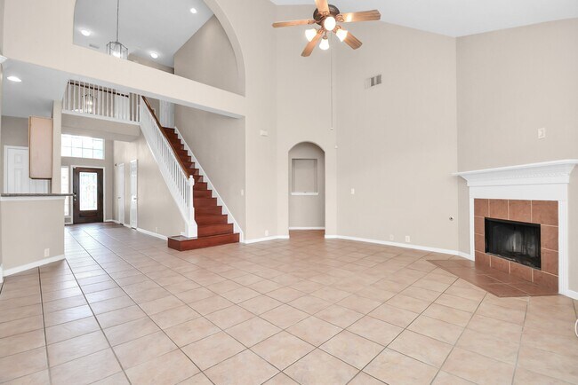 Building Photo - 8810 Sunforest Ln