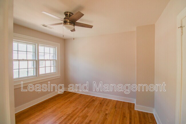 Building Photo - 25 Ashley Ave