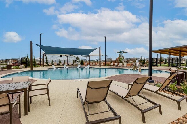 Building Photo - 18010 Cedar Waxwing Wy