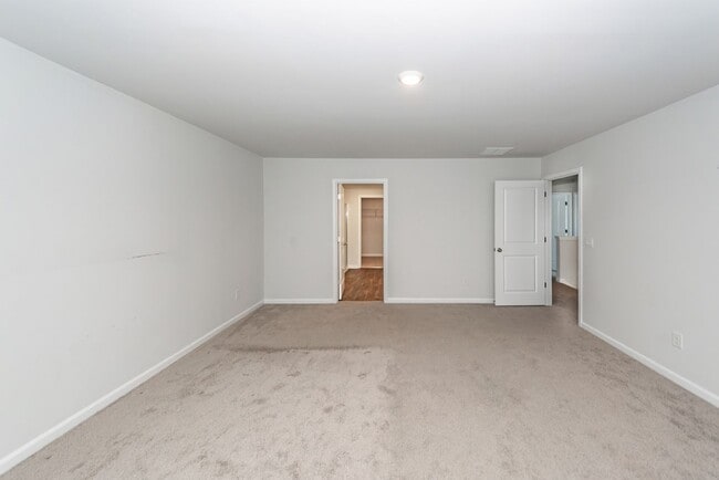 Building Photo - 4 Bedroom, 2.5 Bathroom Home in Carolina Groves - Moncks Corner