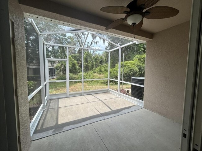 Building Photo - 15835 Fishhawk Falls Dr