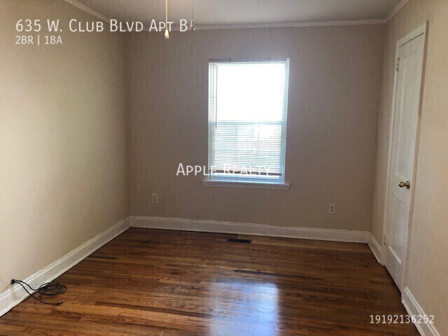 Building Photo - 635 W Club Blvd