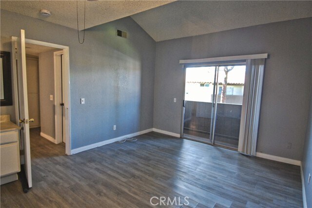 Building Photo - 1097 S Santo Antonio Dr