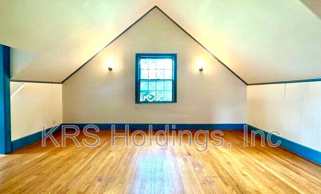 Building Photo - 1116 Chestnut Hill Dr