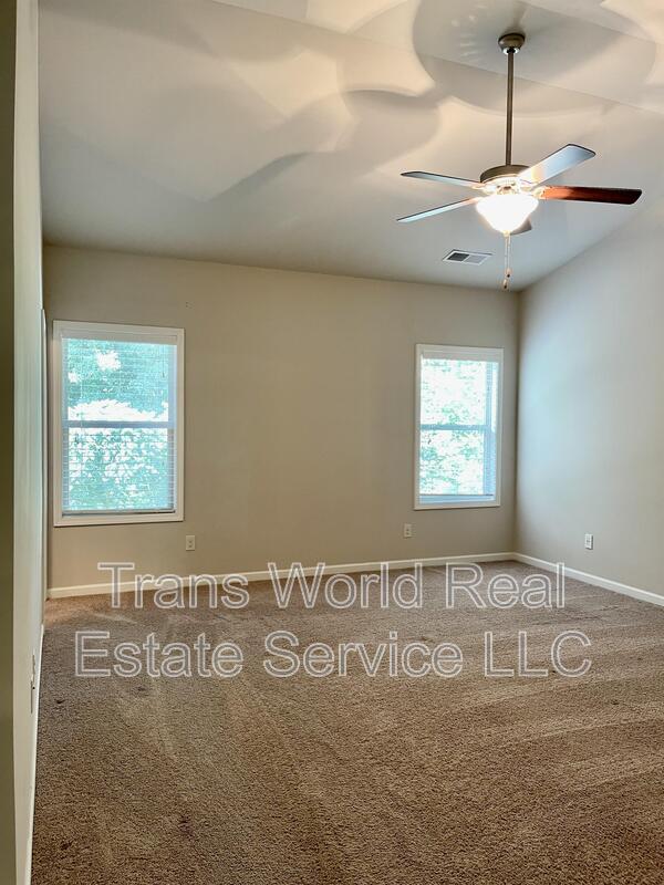 Building Photo - 5226 Apple Grove Rd NE