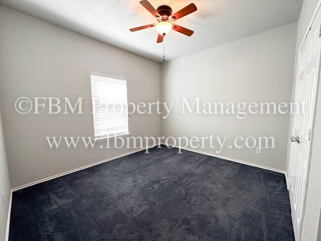 Building Photo - 103 Jennie Marie Cir