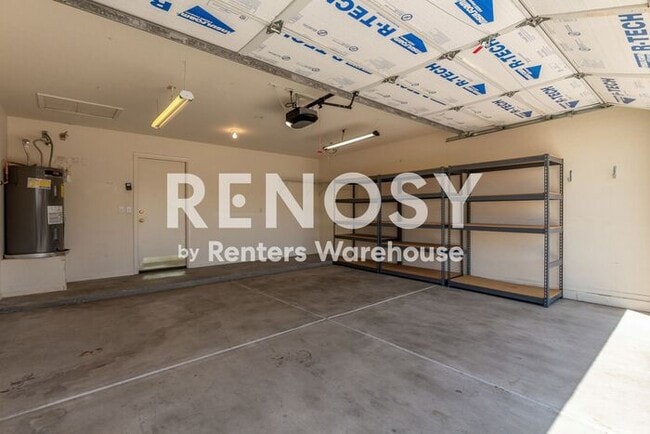 Building Photo - Ideal 3 Br 2 Ba 2 Cg Home Near Loop 303 & Greenway in Surprise!