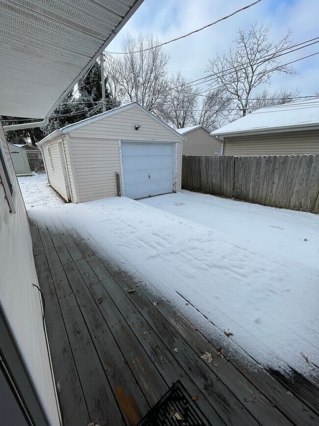 Building Photo - Great 4 Bedroom Home for Lease!