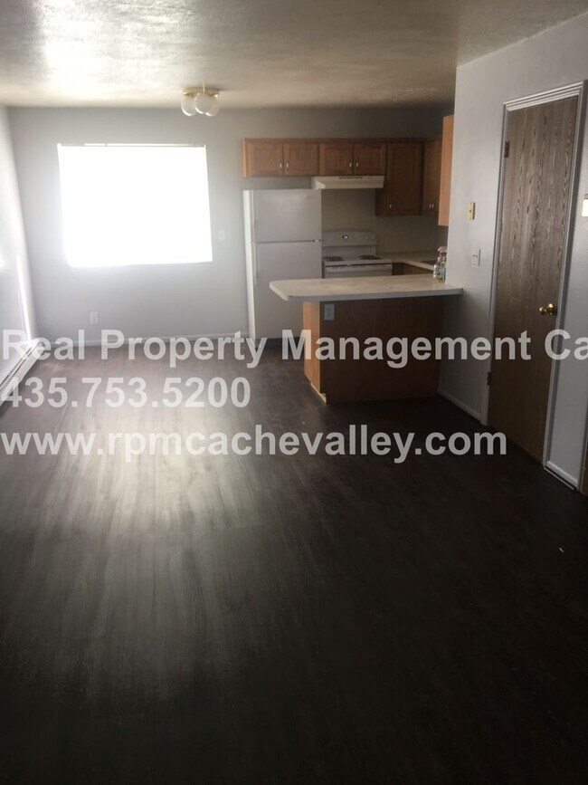 Building Photo - 2662 N 370 E