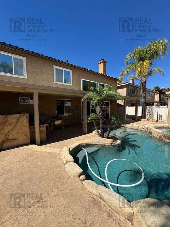 Building Photo - Spacious Murrieta Home with Pool, Spa, Firepit & Backyard Entertaining