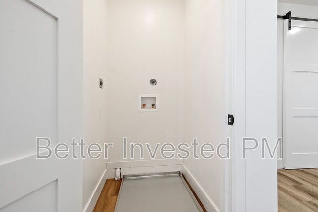 Building Photo - 2014 Eagle Ct