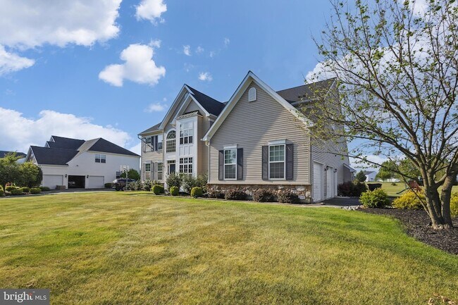 Building Photo - 728 Farmhouse Rd