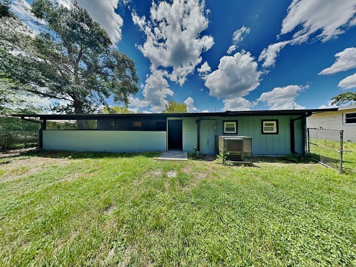 Building Photo - 1935 Fouraker Rd