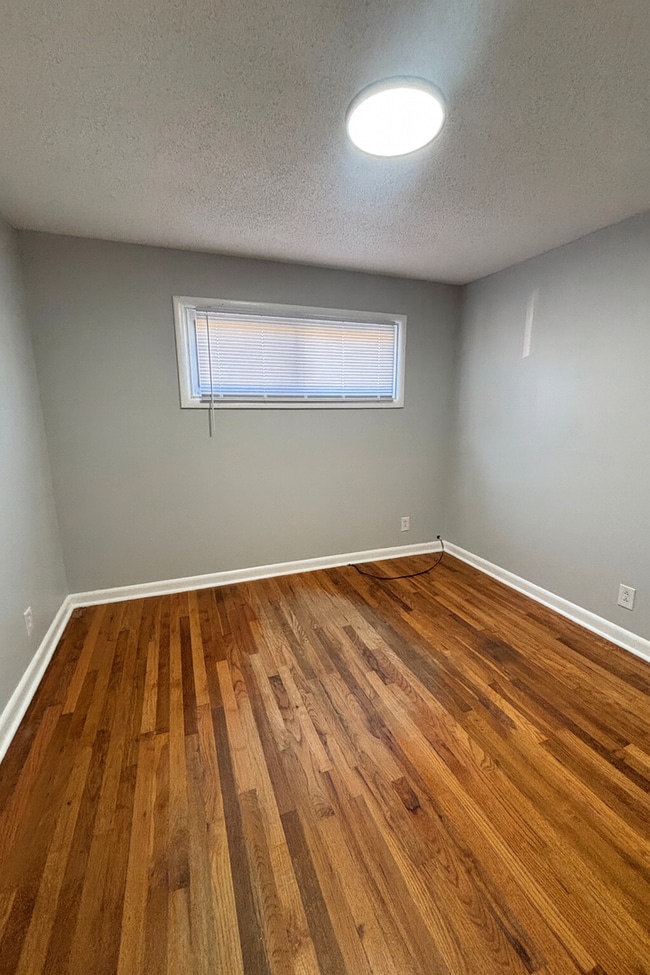 Building Photo - 8414 Dawn Dr