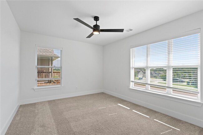 Building Photo - 4206 SW Adams Rd