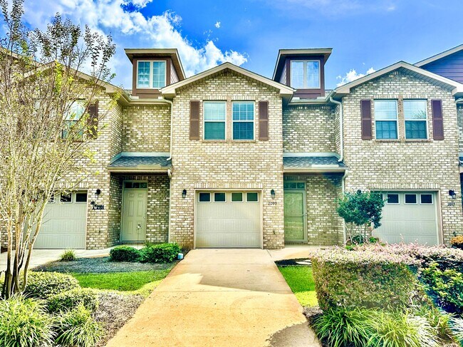 Primary Photo - 2099 Wilsons Plover Cir