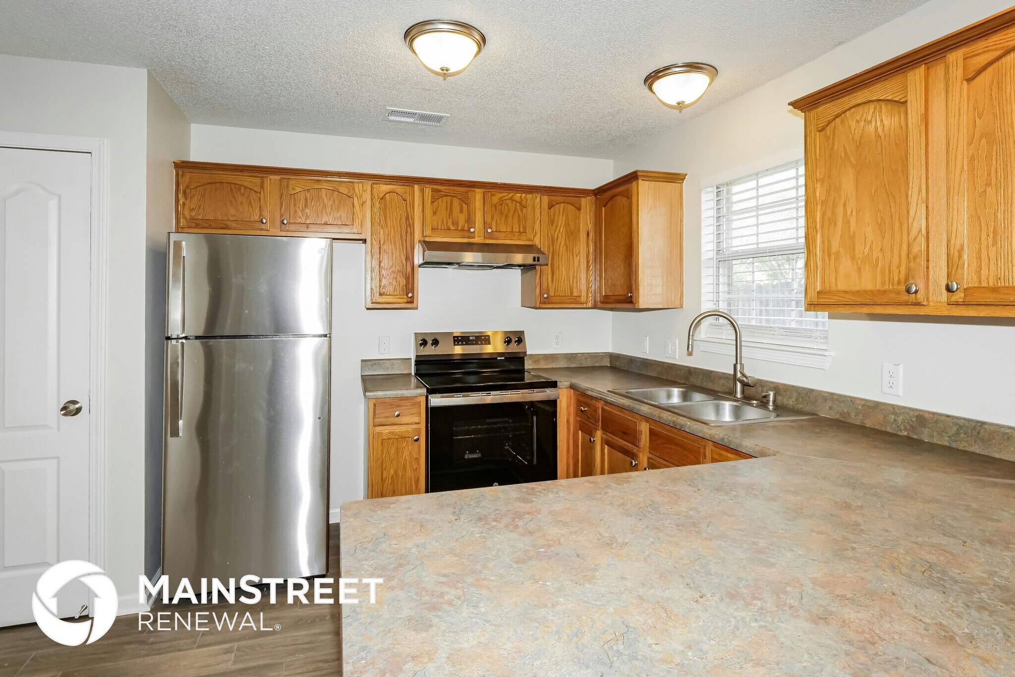 Building Photo - 10130 Cross Valley Dr