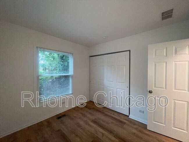 Building Photo - 7984 Ramsgate Cir N
