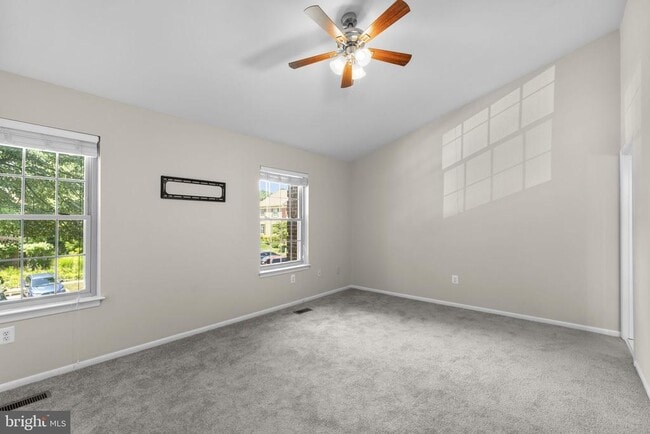 Building Photo - 48 Far Corners Loop