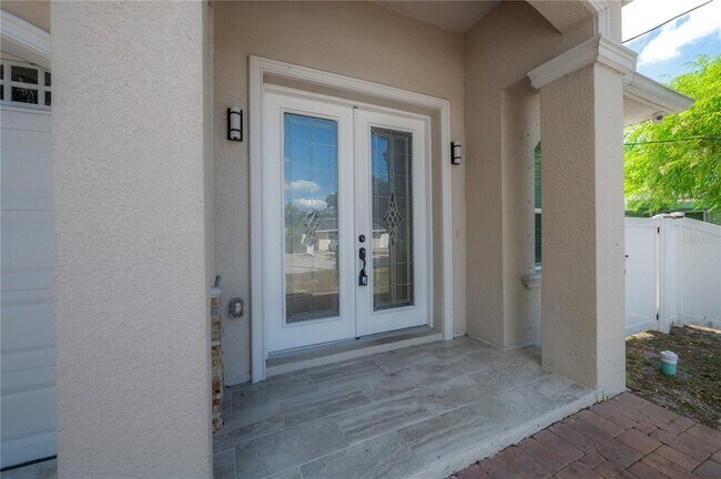 Building Photo - 2510 W South Ave