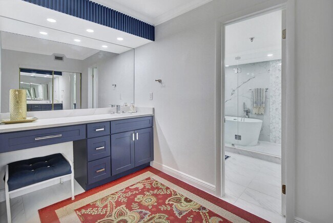 Building Photo - 7194 Promenade Dr