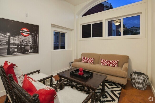 Building Photo - 6019 McKinley Pl N