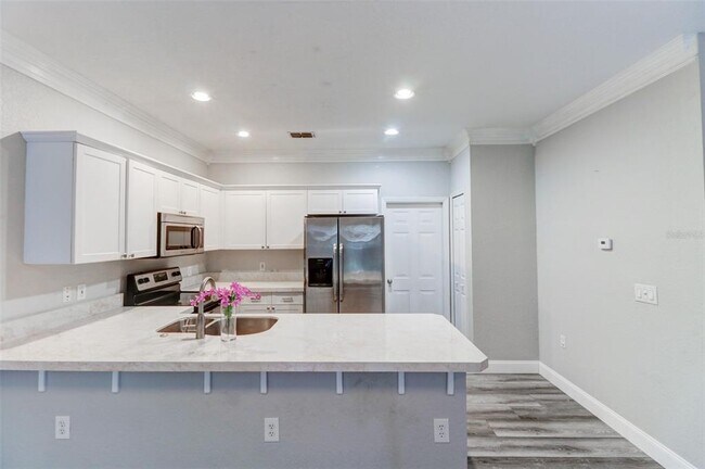 Building Photo - 16305 Fairford Palms Ct