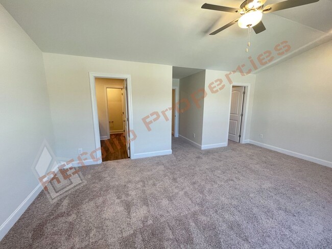 Building Photo - Gorgeous 3 Bedroom, 2.5 Bath, 1-Car Garage...