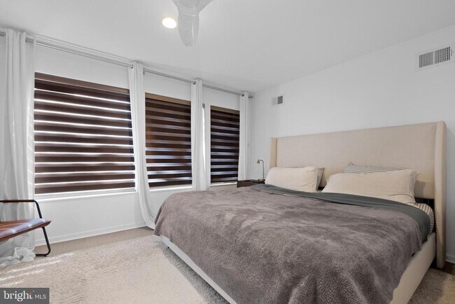 Building Photo - 1226 Gerritt St