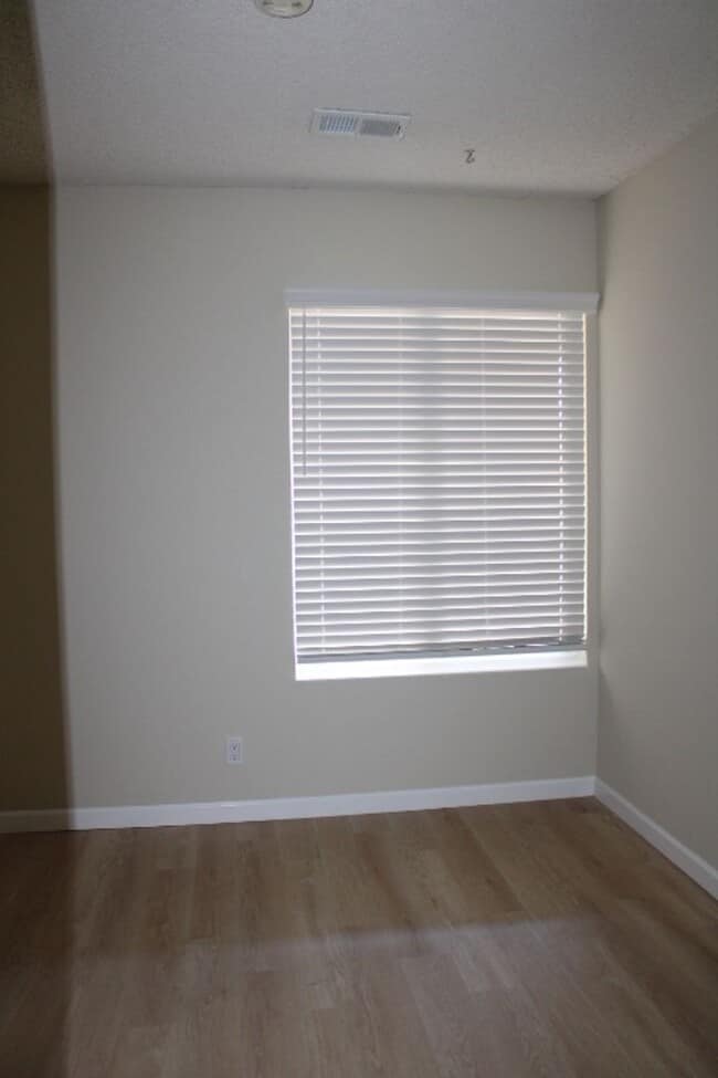 Building Photo - 1562 Partridge Dr